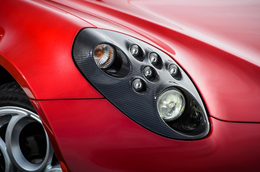 Детали экстерьера Alfa Romeo 4C (960) 2013 года  (WW) (фото 31 из 77)